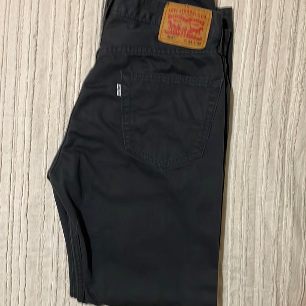 Levi’s 505, EXCELLENT condition. 33x32